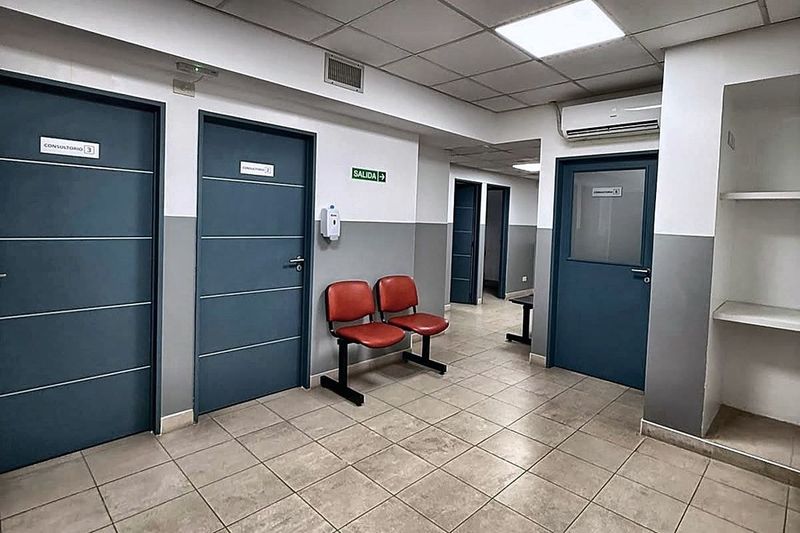 Pasillo de los consultorios